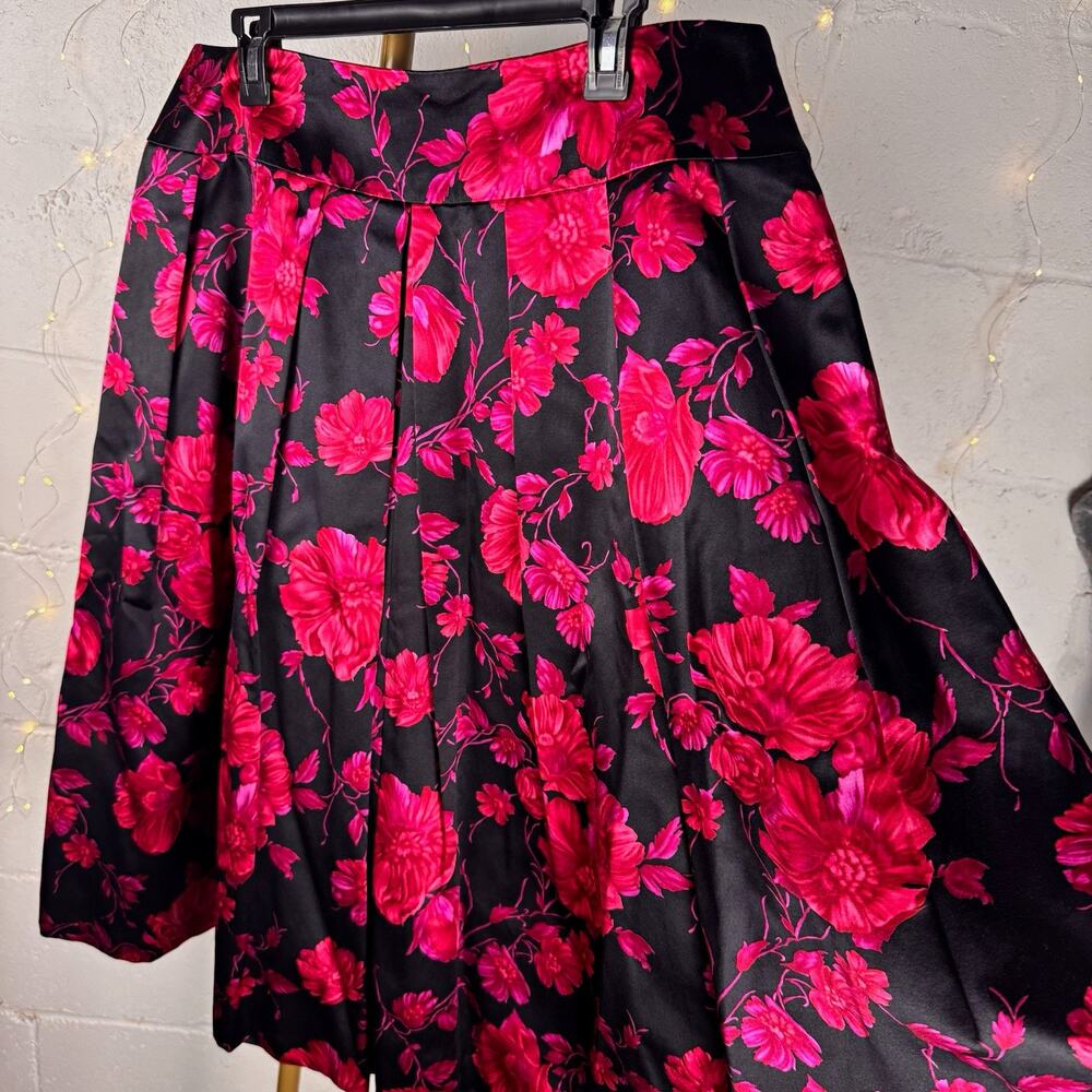 Talbots Women's Black Pink Floral Satin Pleated A-Line Lined Skirt 16 Zip